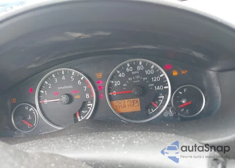 2011 Nissan Pathfinder Sv from USA, damaged, VIN 5N1AR1NNXBC621019